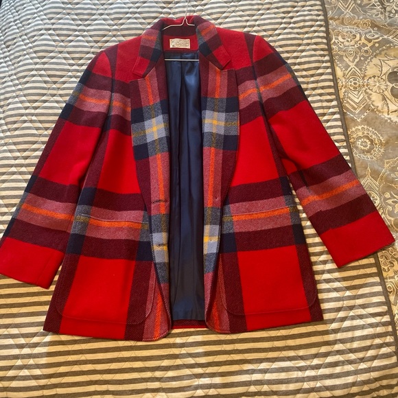 Pendleton Jackets & Blazers - Vintage Pendleton 100% Wool Blazer Size 10